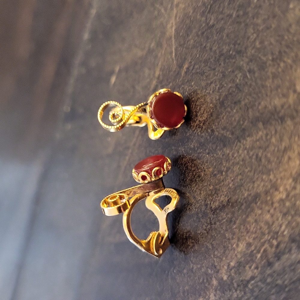 Vintage 14k Gold Filled, Cabochon Stone Clip On Earrings - Picture 1 of 9